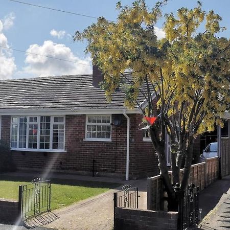Spring Gardens Holiday Bungalow Cayton Eksteriør billede