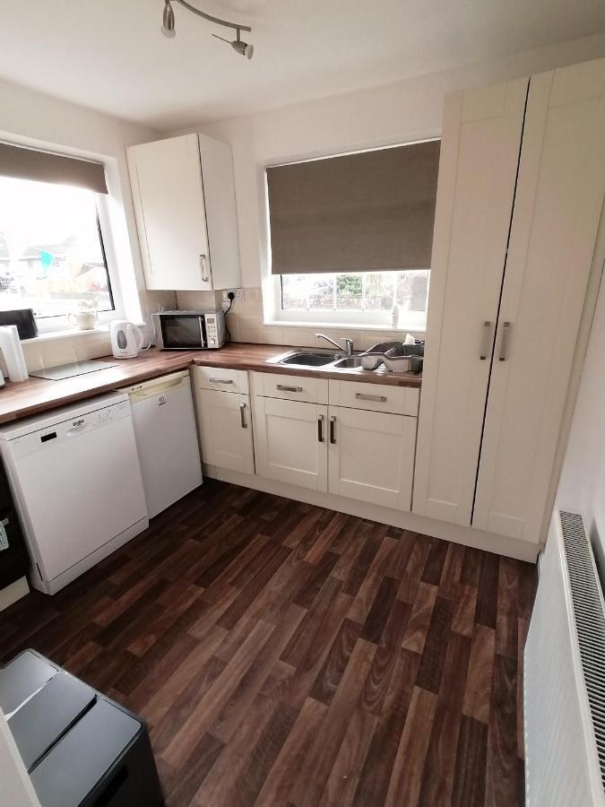 Spring Gardens Holiday Bungalow Cayton Eksteriør billede